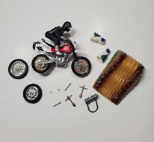 Boneco de ação motocicleta GP MOTOR XCROSS COM RAMPA DE TERRA E ACESSÓRIOS BRINQUEDO comprar usado  Enviando para Brazil