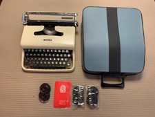 Macchina scrivere olivetti usato Macchina scrivere olivetti usato  Lecce