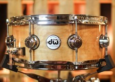 Usado, Tarola de laca natural DW 5.5x13 Collector's Pure Birch HVLT - SO#1410015 comprar usado  Enviando para Brazil