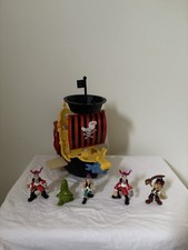 Disney’s Jake & The NeverLand Pirates Hook's Jolly Roger Ship + 5 bonecos 2012 comprar usado  Enviando para Brazil