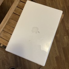 Apple macbook laptop for sale  Malden