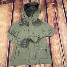 Jaqueta Altar’d State feminina pequena exército verde com capuz geométrica asteca punho flip zíper comprar usado Jaqueta Altar’d State feminina pequena exército verde com capuz geométrica asteca punho flip zíper comprar usado  Enviando para Brazil