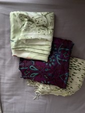 Stunning piece scarf for sale Stunning piece scarf for sale  CROYDON