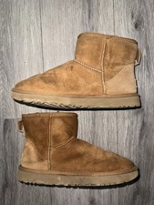 Women suede ugg for sale  Batesville