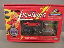Conjunto de 4 carros comemorativos Johnny Lightning B comprar usado  Enviando para Brazil