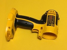 Dewalt 18v clam d'occasion  Expédié en France