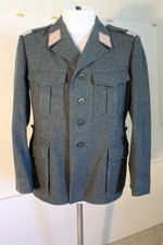 Swiss military jacket d'occasion  Expédié en Belgium
