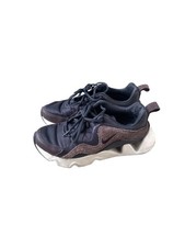 Baskets nike ryz d'occasion  Villejuif
