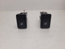 Interruptores de assento aquecidos para motoristas e passageiros Suzuki SX9 2009 - Montado no console comprar usado Interruptores de assento aquecidos para motoristas e passageiros Suzuki SX9 2009 - Montado no console comprar usado  Enviando para Brazil
