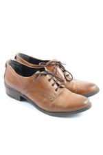 Chaussures lacets dames d'occasion  Expédié en France