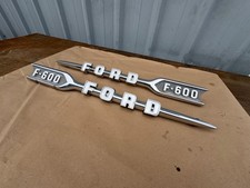 1960 Ford Truck F600 capô emblema emblema acabamento 60 F-600 C0TB-16720 RH C0TB-16721 LH comprar usado 1960 Ford Truck F600 capô emblema emblema acabamento 60 F-600 C0TB-16720 RH C0TB-16721 LH comprar usado  Enviando para Brazil