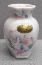 Vintage small vase for sale  WELLINGBOROUGH