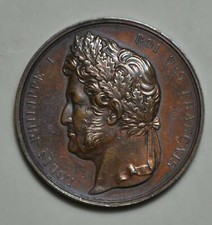 Table medal louis d'occasion  Expédié en Belgium