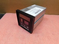 Usado, Monitor/scanner de temperatura OMEGA Engineering CN606TC2 - 6 zonas alcance estendido comprar usado  Enviando para Brazil
