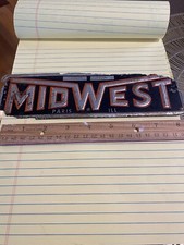 Etiqueta de metal emblema carroceria de caminhão vintage Midwest - Paris Illinois - VENDIDA COMO ESTÁ comprar usado  Enviando para Brazil