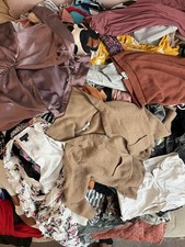 Bulk women clothing for sale  Los Angeles