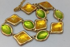 Magnifique collier résine d'occasion  Rochefort