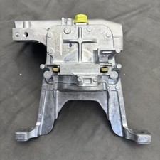 Soporte de montaje de motor para Mercedes A CLA GLA GLB 2.0 2020-2025 segunda mano  Embacar hacia Mexico