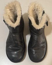 Women ugg mini for sale  Glendale