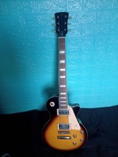 Chitarra elettrica soundsation usato  Scalea
