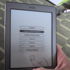 Amazon Kindle 4. generacji, Wi-Fi, 6-calowy czytnik ebooków - grafit na sprzedaż  Wysyłka do Poland