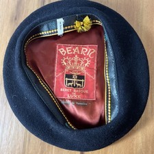 Vintage beret basque d'occasion  Expédié en Belgium