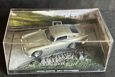 Aston martin db5 d'occasion  Sauxillanges