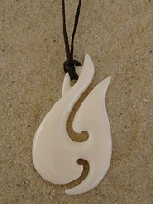 Maori knochen carving gebraucht kaufen  Nördlingen