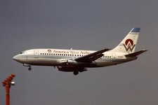Slide colorido original 35mm da America West Boeing 737-275 N128AW em 1984 comprar usado  Enviando para Brazil