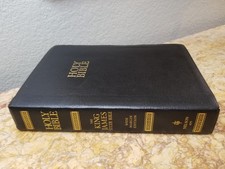 RARE Nelson 495 KJV Bible Wide Margin Leather OPAQUE PAPER CLEAN LIKE NEW L@@K🌟 comprar usado RARE Nelson 495 KJV Bible Wide Margin Leather OPAQUE PAPER CLEAN LIKE NEW L@@K🌟 comprar usado  Enviando para Brazil
