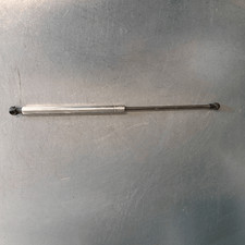 Ammortizzante cofano ant. usato  Italia