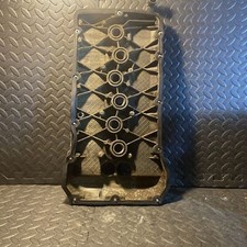 Valve cover right for sale  SLOUGH
