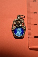 Splendide médaille vierge d'occasion  Saint-Fargeau-Ponthierry