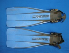 Cressi-Sub Sapo Modelo SCUBA Barbatanas de Mergulho Alça de Salto Ajustável Tamanho M-L Azul comprar usado  Enviando para Brazil