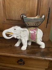 Jardinière éléphant clement d'occasion  Paray-le-Monial