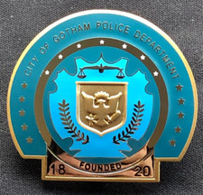 Filme GOTHAM CITY POLICE (BATMAN COMEÇA) - Réplica de emblema de metal comprar usado  Enviando para Brazil