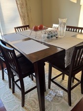 6 sturdy dining room chairs for sale 6 sturdy dining room chairs for sale Naperville