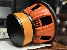 Subwoofer competizione audio usato  Aprilia