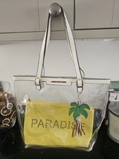 River island beach for sale  MOLD