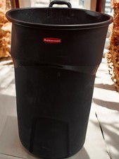 rubbermaid garbage cans for sale  Newport Beach