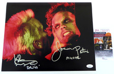 Usado, Foto autografada 11x14 assinada por Kiefer Sutherland e Jason Patric, The Lost Boys, certificado de autenticidade JSA comprar usado  Enviando para Brazil