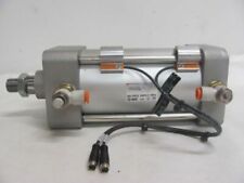 Cilindro pneumático SMC NCDA1R325-0400 250PSI 4" curso com 2 sensores MK5138 comprar usado  Enviando para Brazil