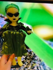 Bonecas MEZCO Living Dead cabelo verde figura de ação horrível coleção brinquedo comprar usado Bonecas MEZCO Living Dead cabelo verde figura de ação horrível coleção brinquedo comprar usado  Enviando para Brazil