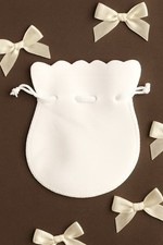 Schmuckbeutel weiß 9x12cm gebraucht kaufen Schmuckbeutel weiß 9x12cm gebraucht kaufen  Rostock