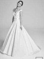 Suzanne neville cavetto for sale  MAIDENHEAD