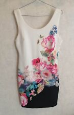 Robe blanche photoprint d'occasion Robe blanche photoprint d'occasion  Bourg-de-Thizy