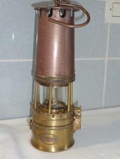 Belle lampe mineur d'occasion  Saint-Romain-le-Puy