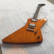 Chitarra elettrica naturale usato  Spedire a Italy