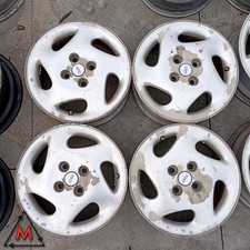 Set cerchi lega usato  Italia