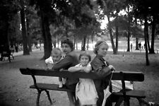 Women kids sitting d'occasion  Expédié en Belgium